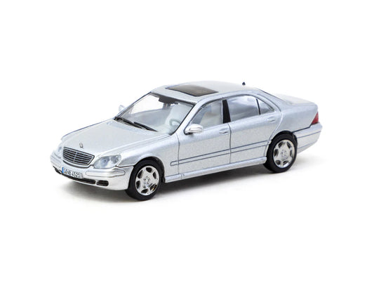 Tarmac Works 1:64 Mercedes-Benz S-Class Brilliant Silver Metallic - GLOBAL64